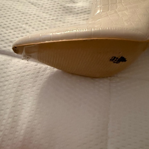 Cream Boots - Picture 6 of 6